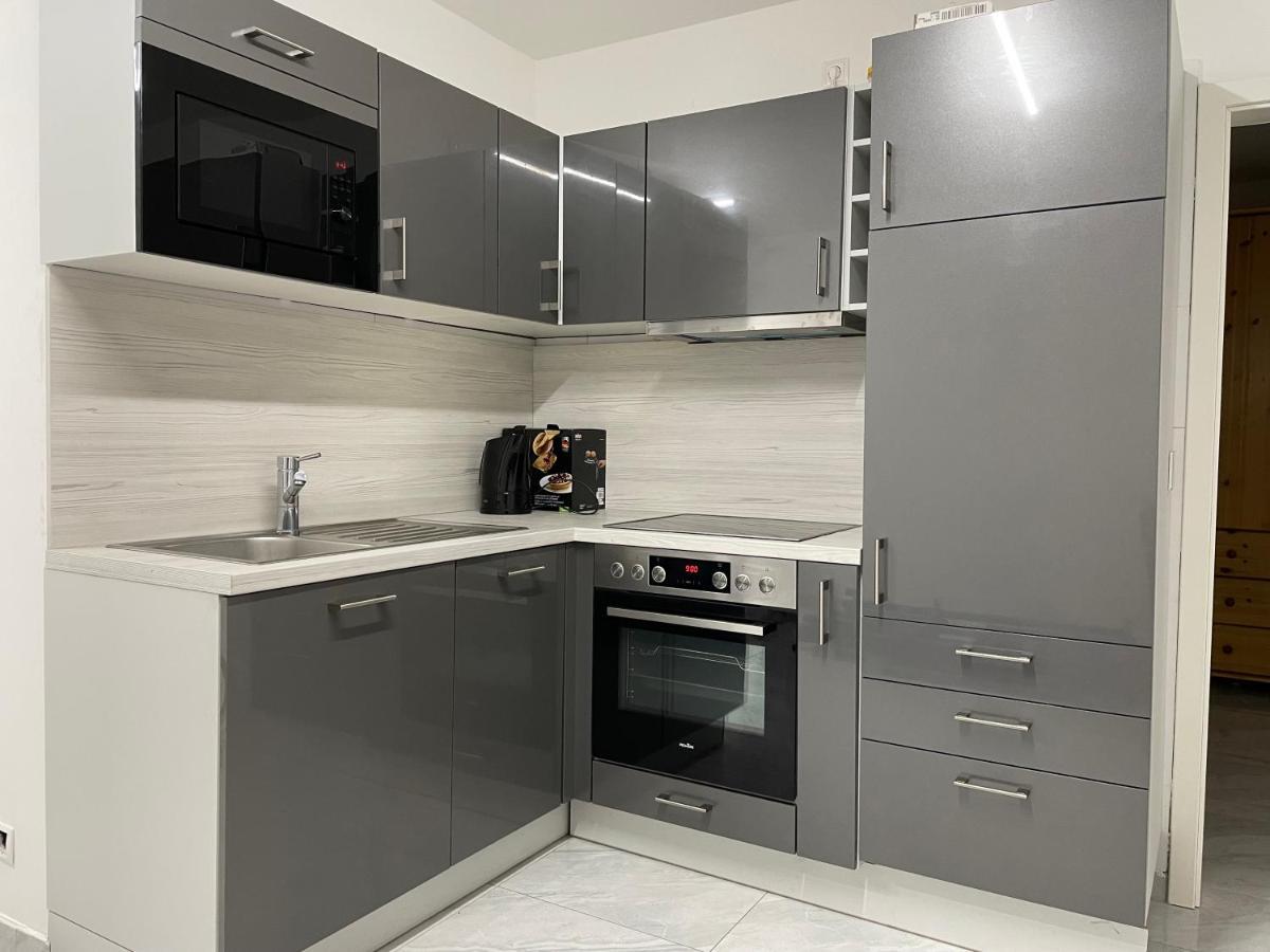 Fully Equipped Apartment 3 Rooms 5 Bed Hamburg Kültér fotó