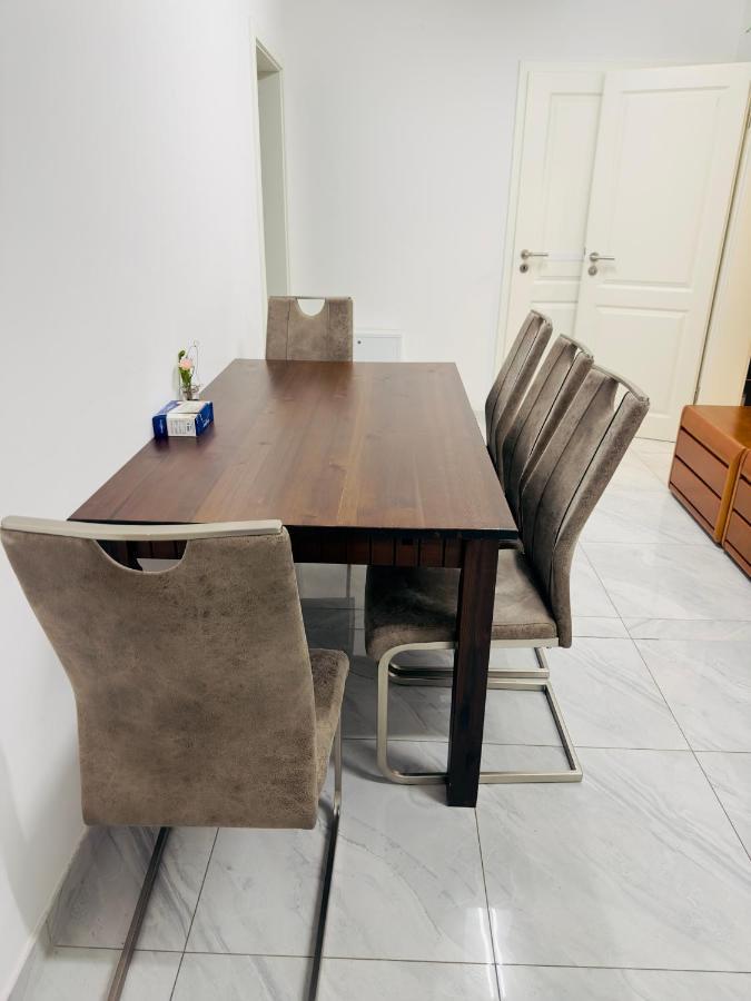Fully Equipped Apartment 3 Rooms 5 Bed Hamburg Kültér fotó